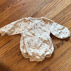 Rylee + Cru Baby Star Print Romper 6-12 months